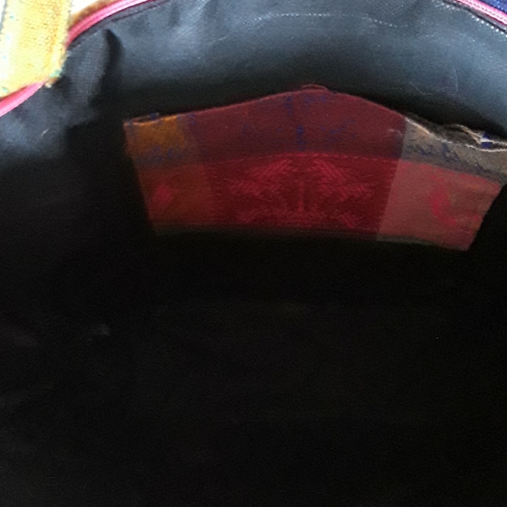 Large tote - Picture 3 of 5